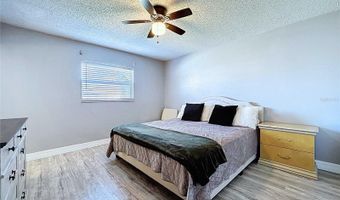 6040 FRANCIS Dr, Apollo Beach, FL 33572