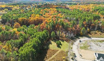 112 Fieldstone Dr, Augusta, ME 04330