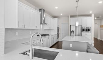 944 BENTGRASS Dr, Aberdeen, MD 21001