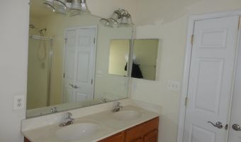 24656 KINGS CANYON Sq, Aldie, VA 20105