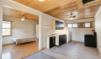 705 E Ave E, Alpine, TX 79830