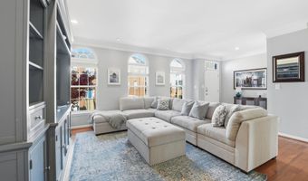 21480 TROWBRIDGE Sq, Ashburn, VA 20147