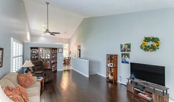 118 Kensington Ct, Aurora, OH 44202