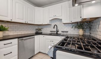 136 A Belgrade Ave, Boston, MA 02131
