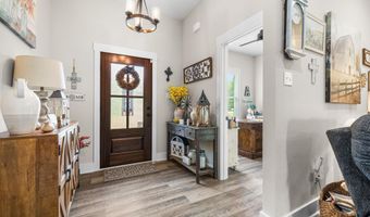 250 Saddlebrook Cir, Austin, AR 72007