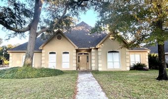 426 Carmargue Ln, Biloxi, MS 39531