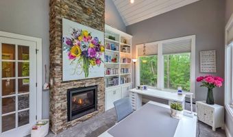 14 Allatoona Estates Dr SE, Acworth, GA 30102