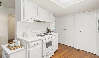 7026 San Bartolo St 18, Carlsbad, CA 92011