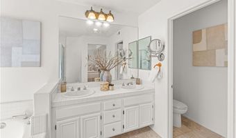 52 COTTAGE Ln, Aliso Viejo, CA 92656