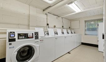 4970 BATTERY Ln 108, Bethesda, MD 20814