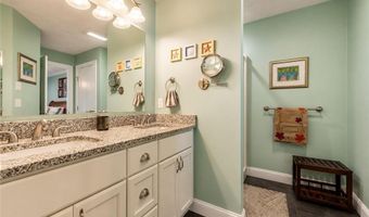 5 Rivers Edge Dr, Coventry, RI 02816