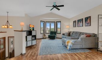 105 Estate Dr, Avon, MN 56310