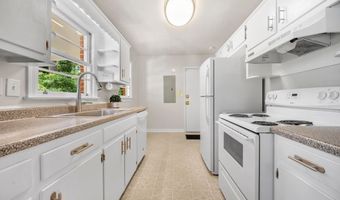 2134 Trailwood, Decatur, GA 30032
