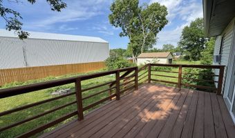 42309 N Woodbine Ave, Antioch, IL 60002