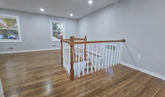 4813 LAWRENCE St, Alexandria, VA 22309