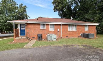 1424 Wembley Dr, Charlotte, NC 28205