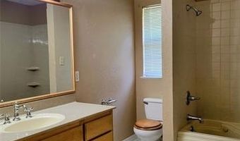 1034 Oak, Ada, OK 74820