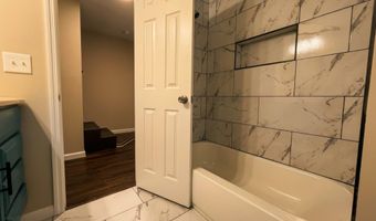 3209 ELM St, Adamsville, AL 35005
