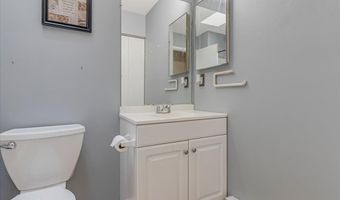 1842 Glacier Dr, Blakeslee, PA 18610