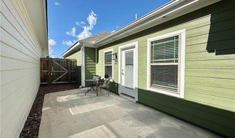 915 NE Heights Ln, Bentonville, AR 72712