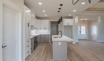 240 Michelle Dr, Beebe, AR 72012