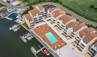 401 Bay Shore Dr 8B, Barnegat, NJ 08005