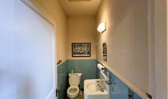 2 Howard St, Augusta, ME 04330