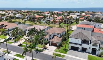 6116 LAGOMAR Ln, Apollo Beach, FL 33572