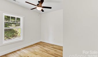 73 Rocking Porch Rd, Asheville, NC 28805