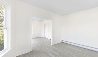 551 Chestnut St 1, Athol, MA 01331