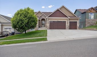 5254 SHADOW ROCK Dr, Cheyenne, WY 82009