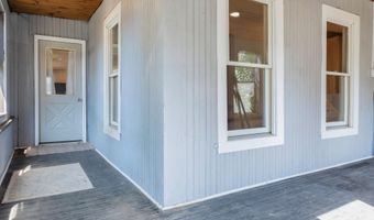 24 Center St, Augusta, ME 04330