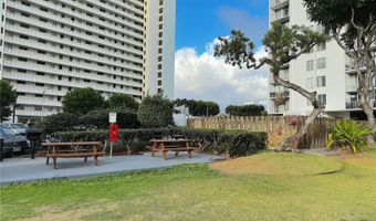 1128 Ala Napunani St 406, Honolulu, HI 96818