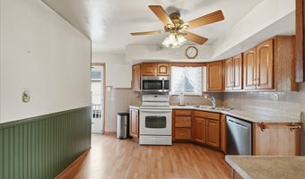 606 Golf Course Rd, Aliquippa, PA 15001