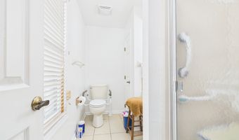 4406 Dartmouth Dr, Anderson, IN 46013