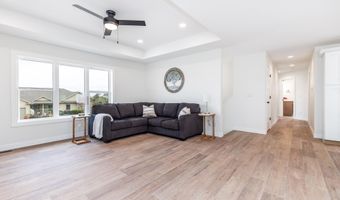 6100 Lynbrook, Asbury, IA 52002