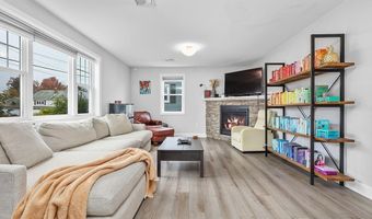 54 Raymond St, East Providence, RI 02914