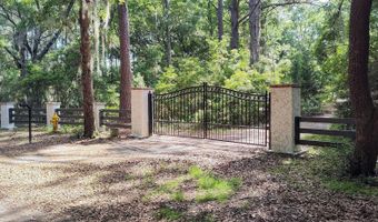 1 Bennett Point Dr A, Beaufort, SC 29907