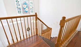 7 Willowtree Ct, Barnegat, NJ 08005
