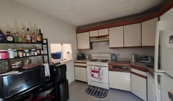 51 Federal Ct, Absecon, NJ 08205