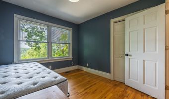 5 Joneswood Dr, Athens, OH 45701