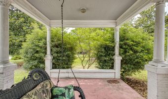 626 Hagood Ave, Barnwell, SC 29812
