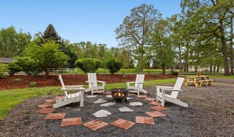 23751 SCHULTZ Rd, Aurora, OR 97002