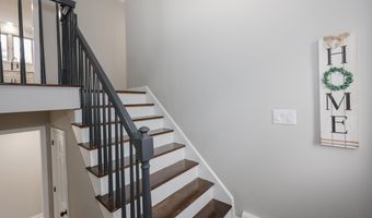 377 High St, Candia, NH 03034