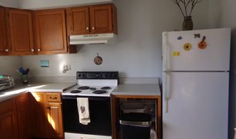 705 W Maple Ave, Alderson, WV 24910