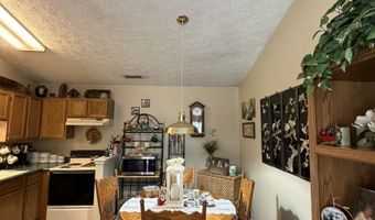 7625 Orchard Village Dr, Indianapolis, IN 46217