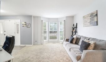 1256 Edgewater Ln, Antioch, IL 60002