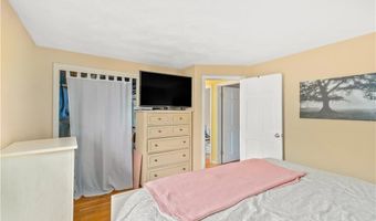 6 Linda Ct, Coventry, RI 02816