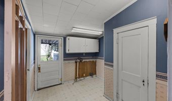 233 E Main St, Bells, TN 38006