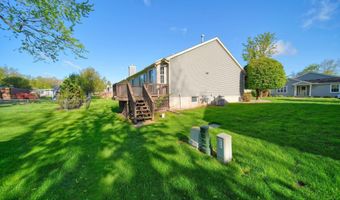 2463 Orient Dr, Adrian, MI 49221